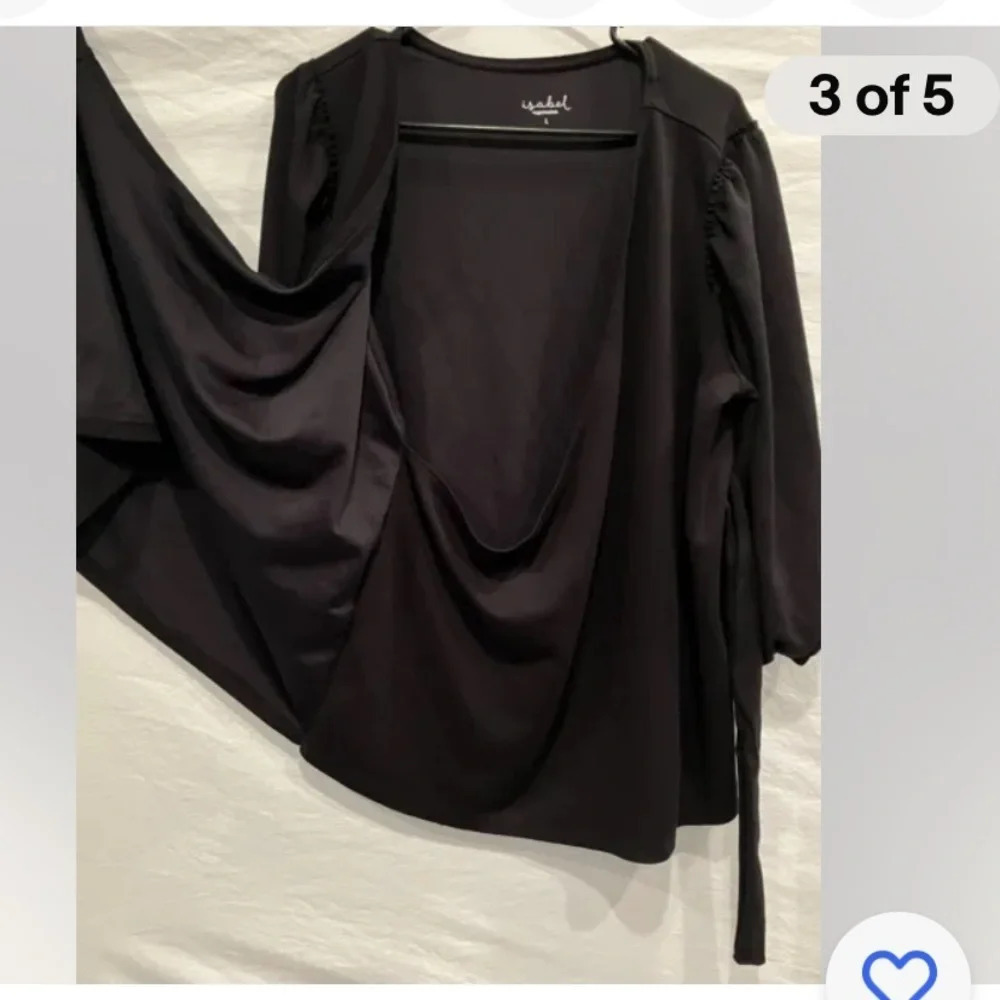 isabela Maternity XS wrap nursing friendly top. NWT. Scoop neck, 3/4 sleeves. - Picture 3 of 7